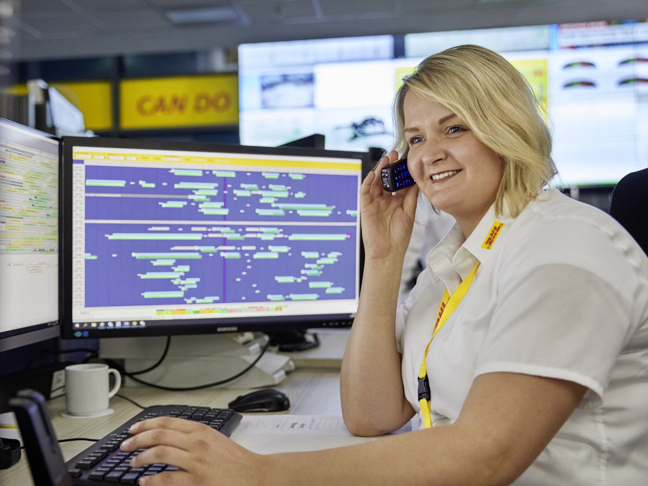 darbuotoja kalba telefonu
